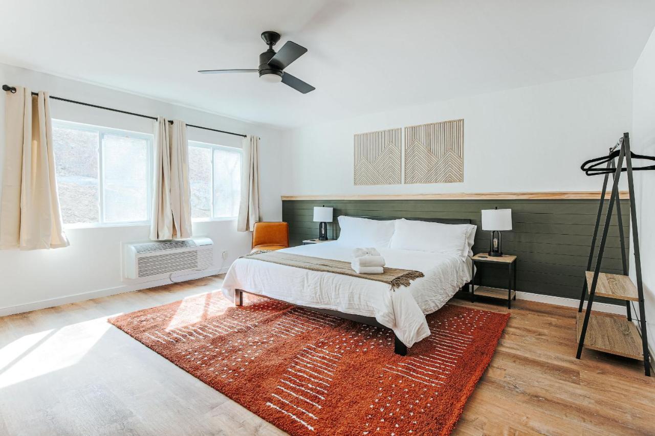 Grey Pine Lodge Waynesboro Habitación foto